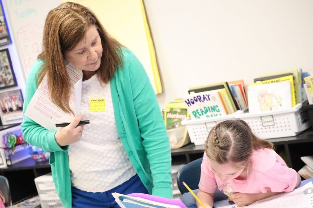 Stop V Introduces ‘Too Good for Drugs’ Program to Middlesboro Elementary Second Graders